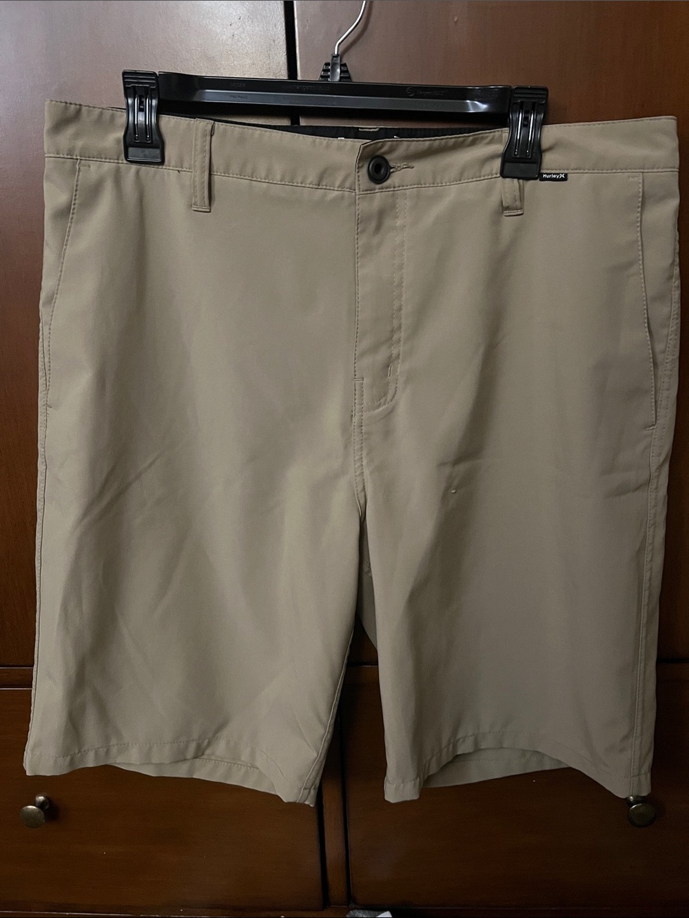 Hurley Men's Flat-Front Tan Performance Shorts